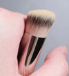 Makeup Brushes Foundation Concealer Angled Seamless Cover Synthetic Dark Circle Liquid Cream Cosmetics Contour Brush Beauty Tool NoirKiss